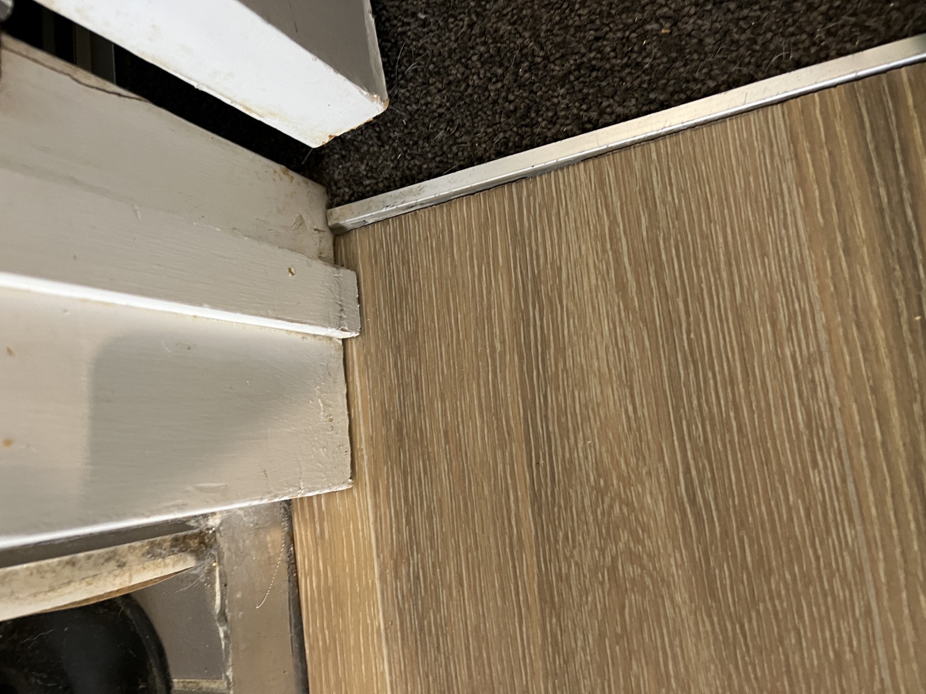 Laminate flooring installation